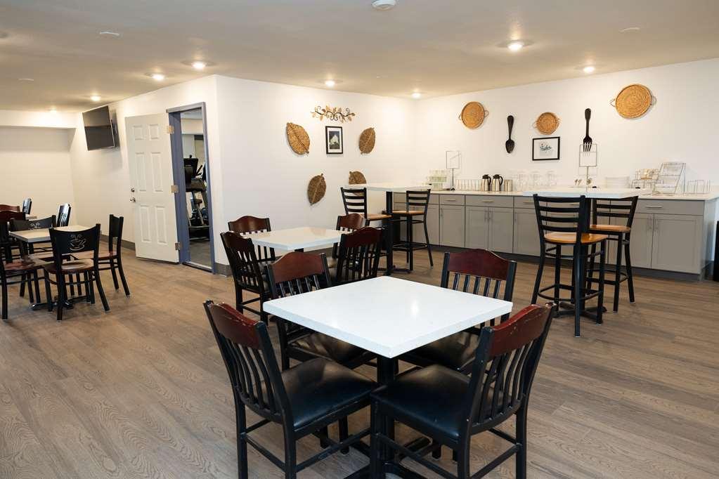 Bhagat Hotels Stone Mountain Atlanta BW Signature Collection Tucker Restaurant photo