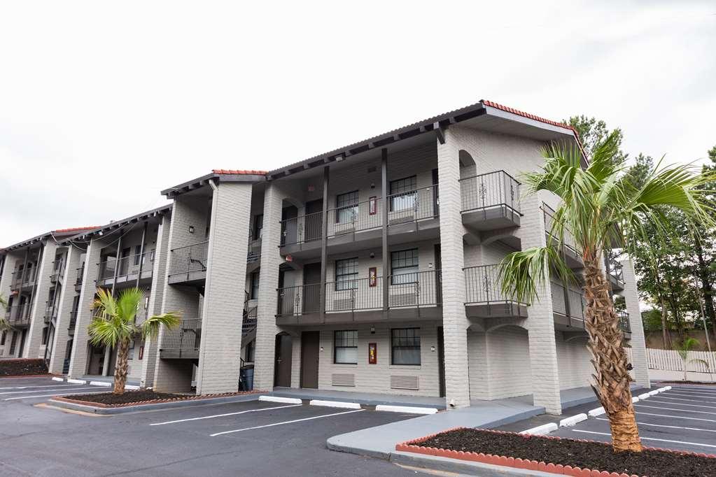 Bhagat Hotels Stone Mountain Atlanta BW Signature Collection Tucker Exterior photo