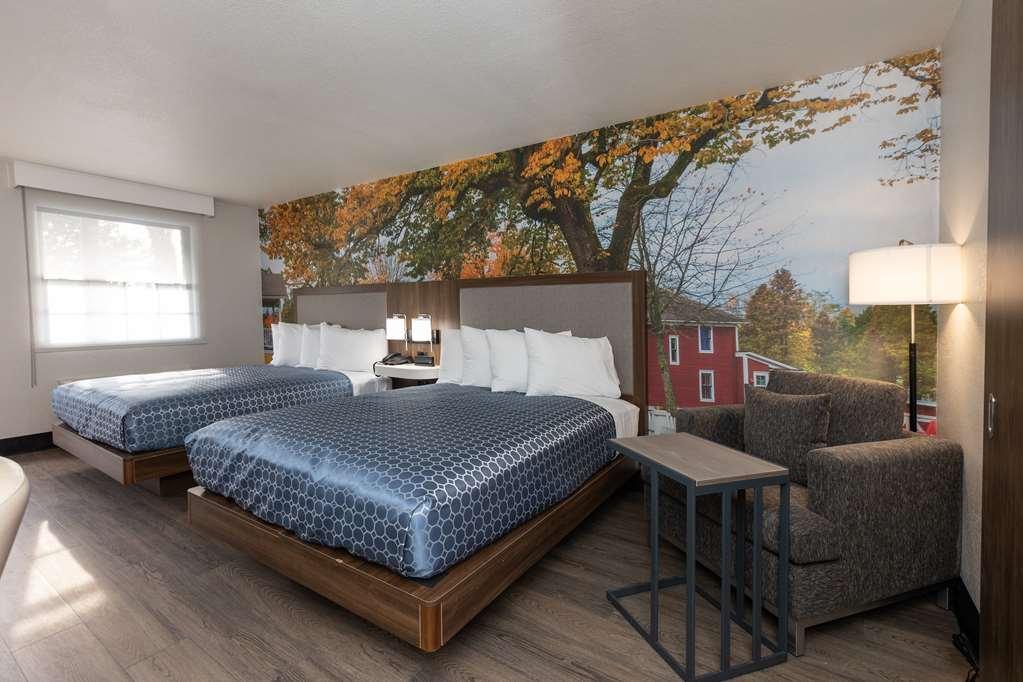Bhagat Hotels Stone Mountain Atlanta BW Signature Collection Tucker Room photo